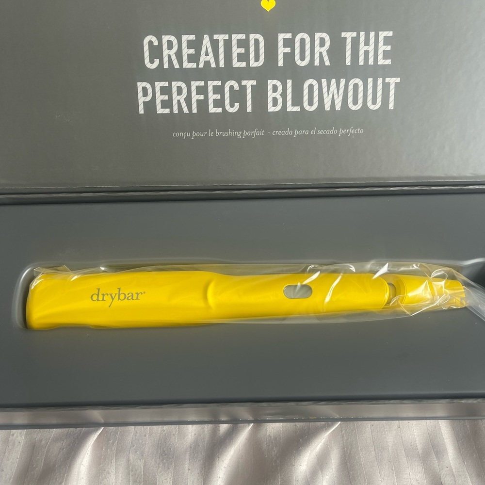 Dry bar the tress press straightener